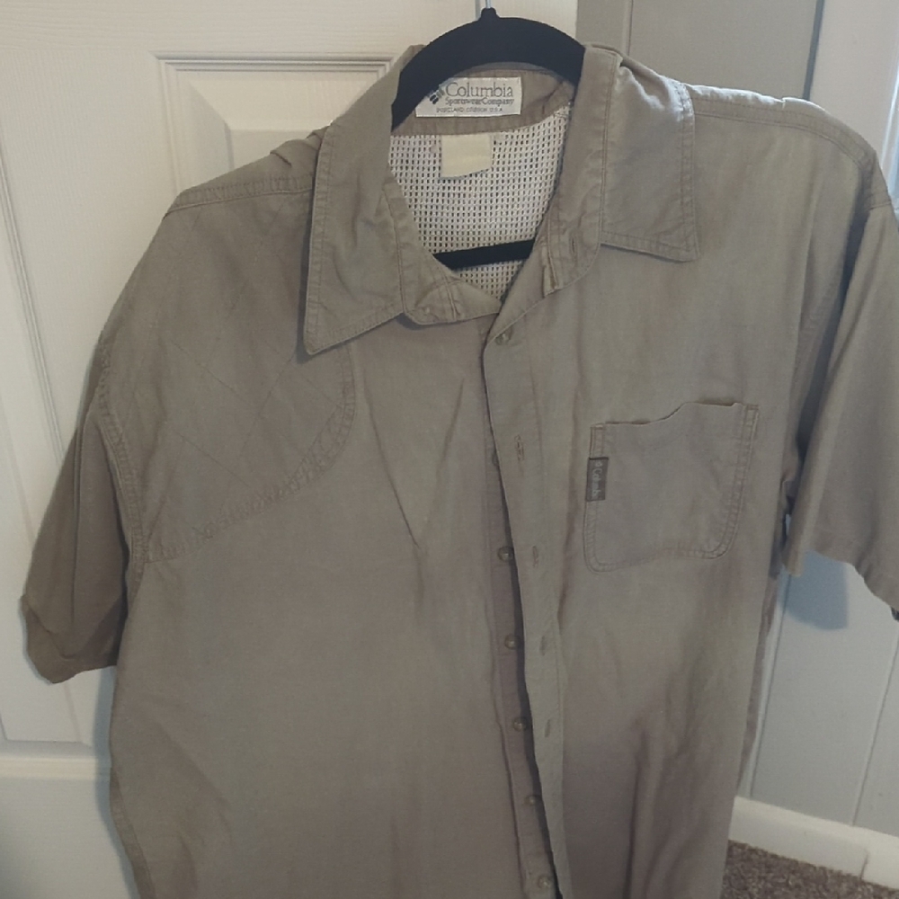 Columbia Men's Casual Button Down Shirt - Gray